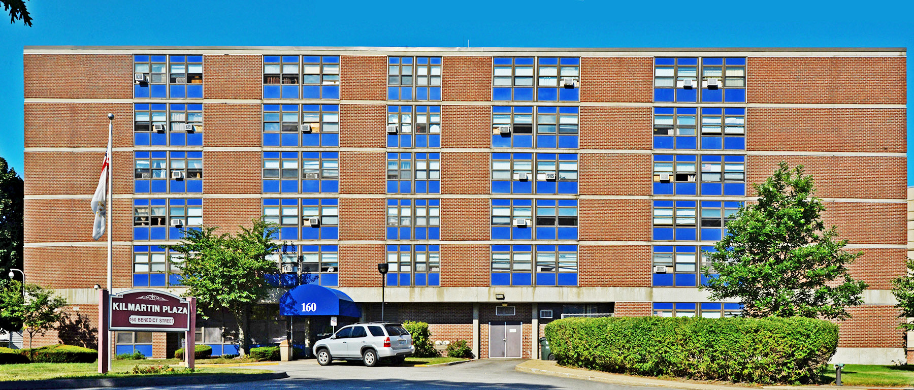 Kilmartin Plaza