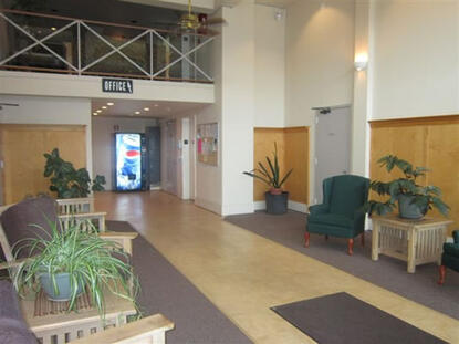 Lee Plaza